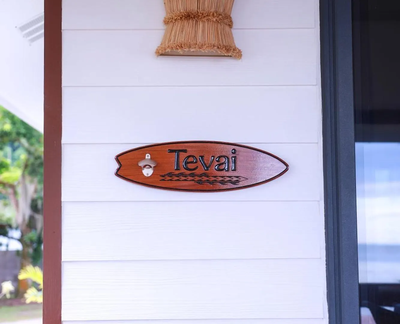 Teahupo'O Wave Lodge Teahupoo
